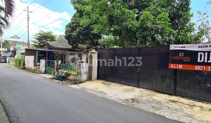 Tanah pekarangan tengah kota belakang mall di Jl duren  penumping surakarta 2