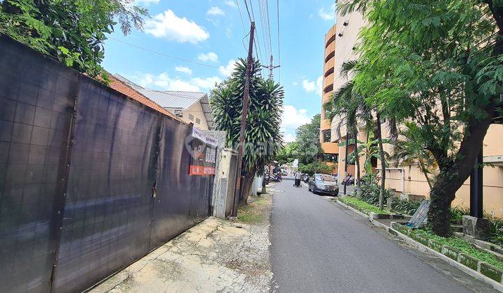 Tanah pekarangan tengah kota belakang mall di Jl duren  penumping surakarta 3