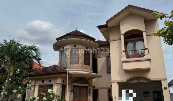 Rumah di Kemang Pratama Regensi Bekasi, Bekasi 1