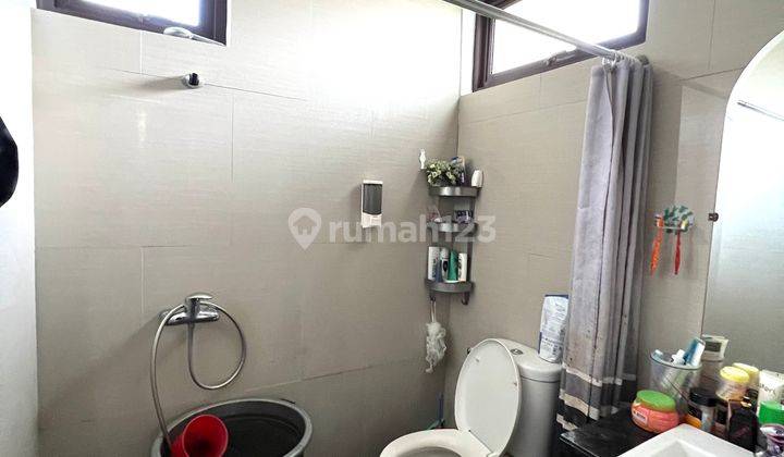 Rumah di Cluster Greenwood Golden City Bekasi Utara, Bekasi 9