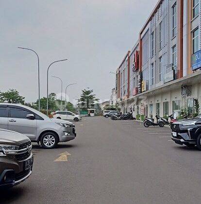 Ruko 3 Lantai Dijual di Burgundy Commercial Summarecon Bekasi 5