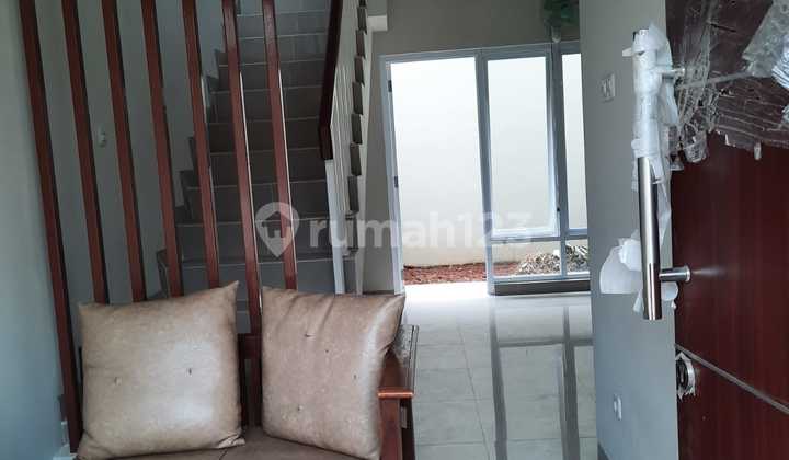 Rumah di Villa Meutia Kirana Rawa Lumbu Sepanjang Jaya Bekasi, Bekasi 9
