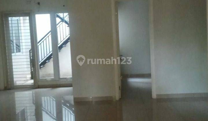 Dijual Rumah Lebar 10 Siap Huni di Cluster Vernonia Summarecon Bekasi 2