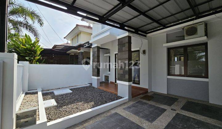 Rumah di Cluster Aralia Harapan Indah Bekasi, Bekasi 2