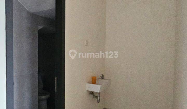 Rumah 2 Lantai di Rungkut Asri Tengah Surabaya 2