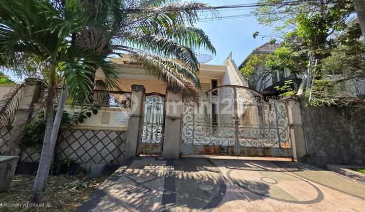 House in Semolowaru Galaxy Bumi Permai, Boulevard Street House in Semolowaru Galaxy Bumi Permai, Boulevard Street