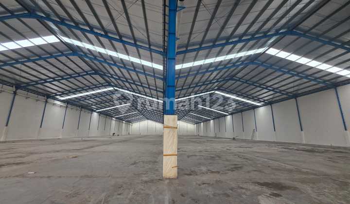 Warehouse In Krianada Loading Dock Near Toll