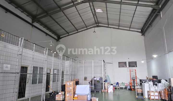 Below Market Price Must Negotiate - Special Warehouse in Tambaksawah, Waru (Front Location) Near Juanda Airport
