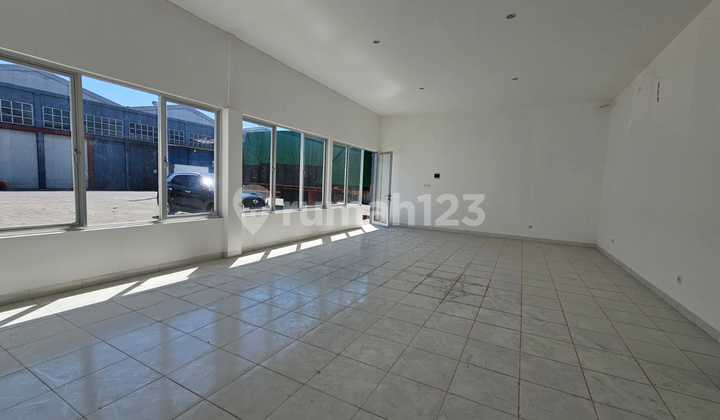 [ Strategis N Bagus ] Gudang di Gedangan dengan Lahan Parkir Luas