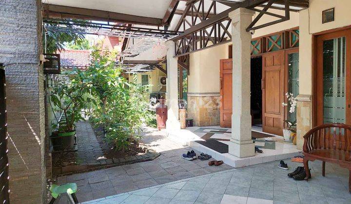 Rumah di Gayung Kebonsari Surabaya Selatan, 2 Lantai, Bagus + Terawat, ada taman, Siap Huni 2