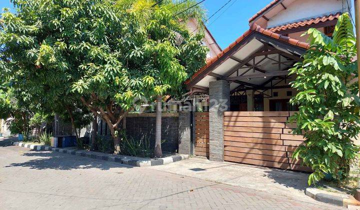 Rumah di Gayung Kebonsari Surabaya Selatan, 2 Lantai, Bagus + Terawat, ada taman, Siap Huni 1