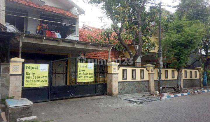 Rumah di Tenggilis Utara Surabaya Selatan, Bagus + Terawat, Row Jalan Lebar, Siap Huni 1