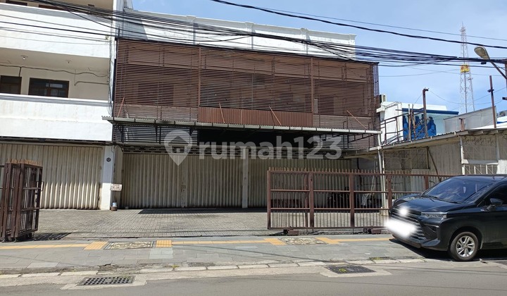 Ruko 2 Jejer Lokasi Strategis di Jalan Embong Sawo Pusat Kota Surabaya Cocok untuk Usaha Apapun !!!