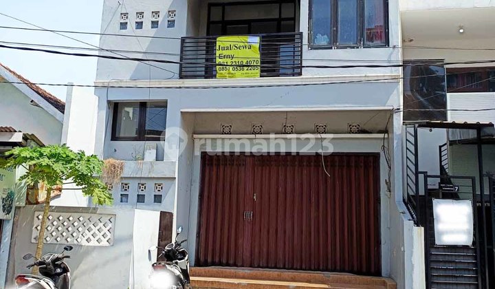 Ruko di Siwalankerto Timur, 2 Lantai, Hadap Timur, Siap Pakai.... Bisa disewakan !!!