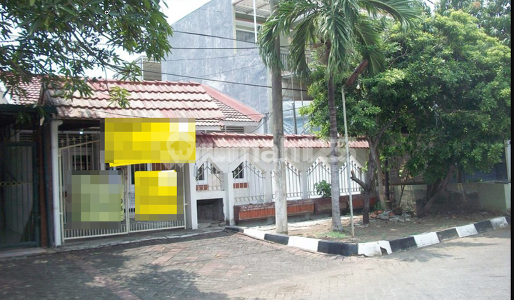 House in Darmo Sentosa Raya, West Surabaya, Good + Well-Maintained, Wide Road Row