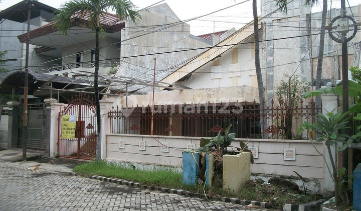 Rumah di Kertajaya Indah Surabaya Timur, Lokasi Strategis, Row Jalan Lebar 2