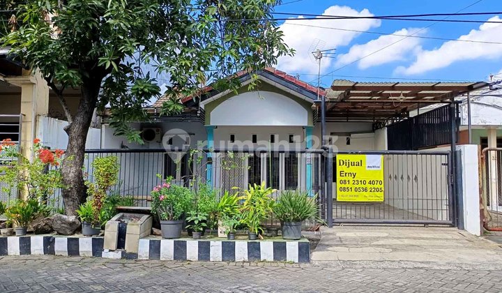 Rumah di Kutisari Indah Utara Surabaya Selatan, Bagus + Terawat, Row Jalan Lebar, Siap Huni.. Disewakan Juga !!! 1