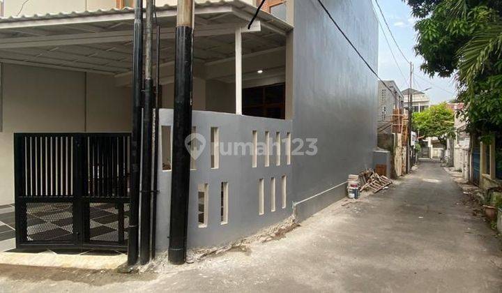 Di Jual Rumah Tebet Brand New Minimalis Nyaman dan Tenang 2