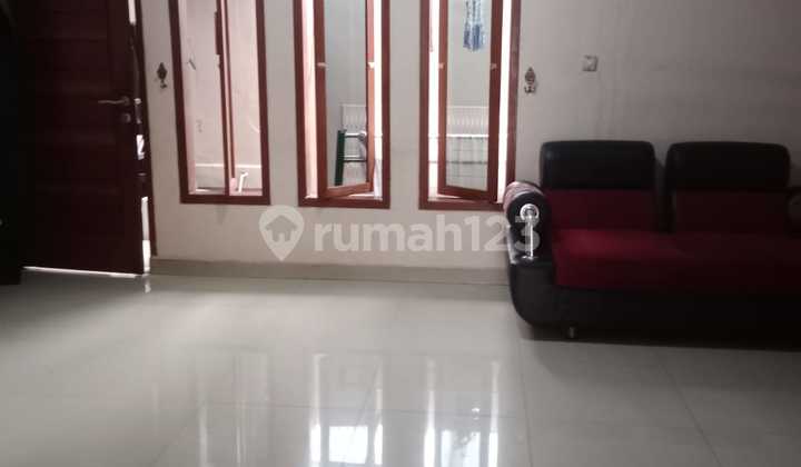 Cheap 2-Story Auction House with SHM Ready to Occupy on Jl. Anyelir, Bandung 2