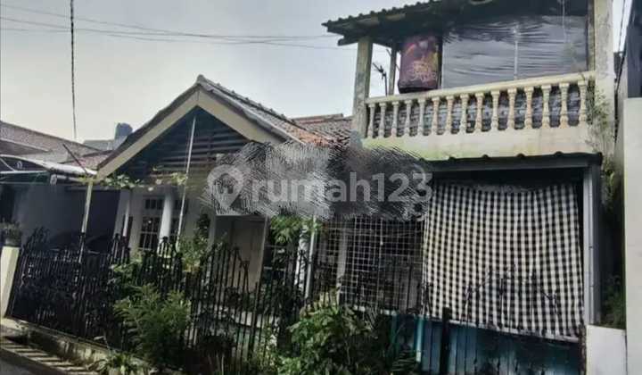 Rumah 2 Lantai Lelang Murah Nyaman di Jln. Saturnus Barat Bandung Rumah 2 Lantai Lelang Murah Nyaman di Jln. Saturnus Barat Bandung