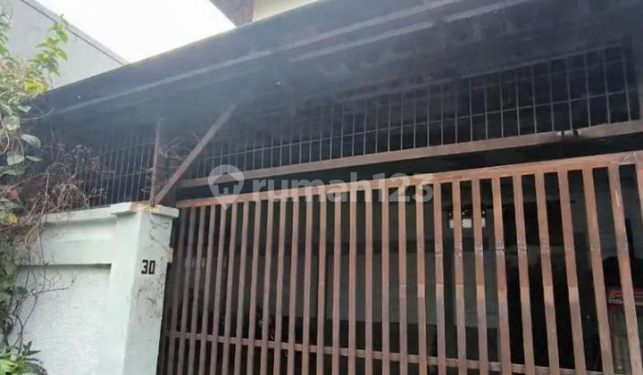 Flood-Free Auction House 2 Floors SHM Ready to Occupy Jl Srimahi Regol 2