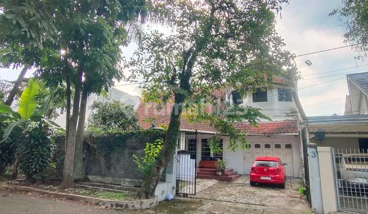 Rumah Murah Strategis  Bagus pusat kota SHM di Sayap Riau,Bandung