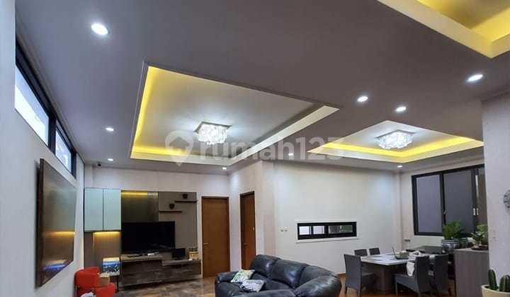Luxury Affordable Strategic House with SHM Ready to Occupy in Sayap Setrasari Luxury Affordable Strategic House with SHM Ready to Occupy in Sayap Setrasari