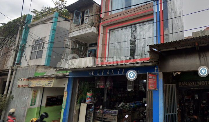 Affordable Nice Strategic 140 m2 Freehold Title Shop House on West Pagarsih Street 1