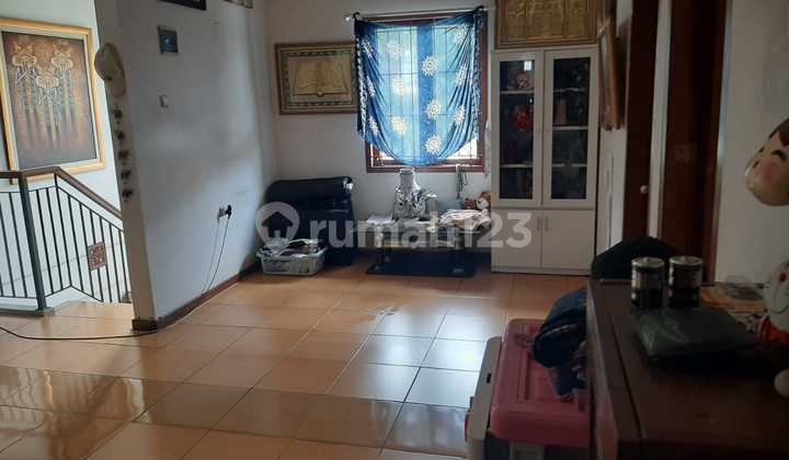 Comfortable Good Inexpensive House Unfurnished SHM Batu Indah, Bandung 2