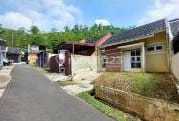 Rumah Bagus Unfurnished SHM di Bumi Cempaka Asri, 2