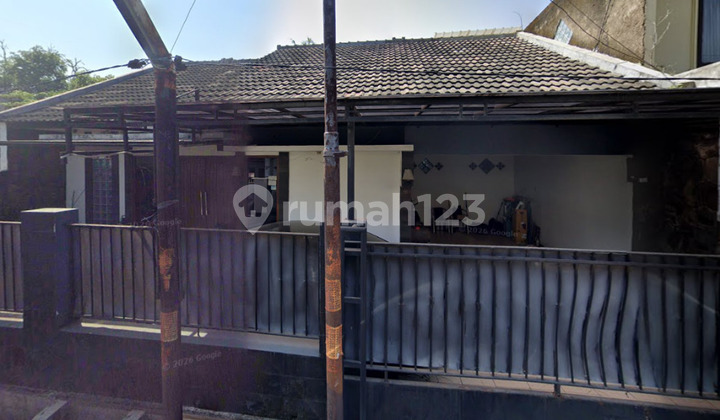 Auction House Nice Comfortable Beautiful on Jl Riung Subur, Bandung