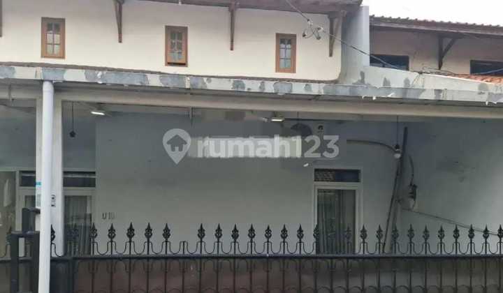 AFFORDABLE COMFORTABLE NICE AUCTION HOUSE WITH CERTIFICATE IN EAST MERCURY PARK BANDUNG 2