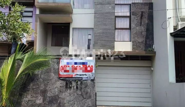 TURUN HARGA LELANG MURAH Rumah Bagus SHM Komplek Setra Duta 1