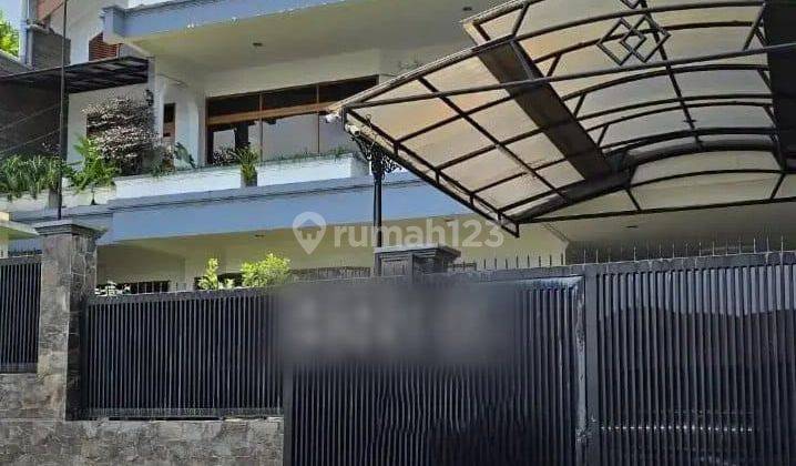 DILELANG Rumah bagus murah lokasi trategis di jalan Hegarsari  1