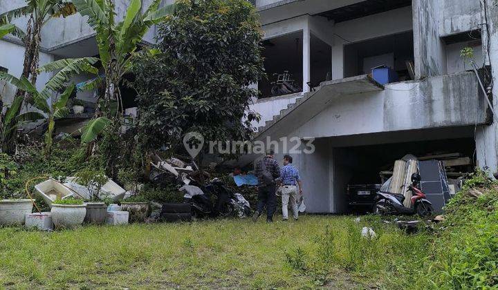 TURUN HARGA RUMAH MURAH dibawah NJOP 2 lantai di Jl Budisari III 1