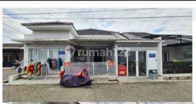 Rumah MURAH Bagus Unfurnished SHM di Komplek Pinus Regency 1