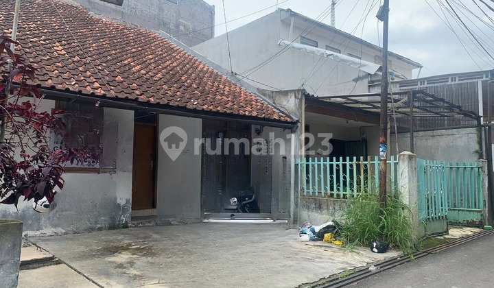 Selling 2 Units of Houses in the City Center of Bandung, Burangrang Area, Lengkong