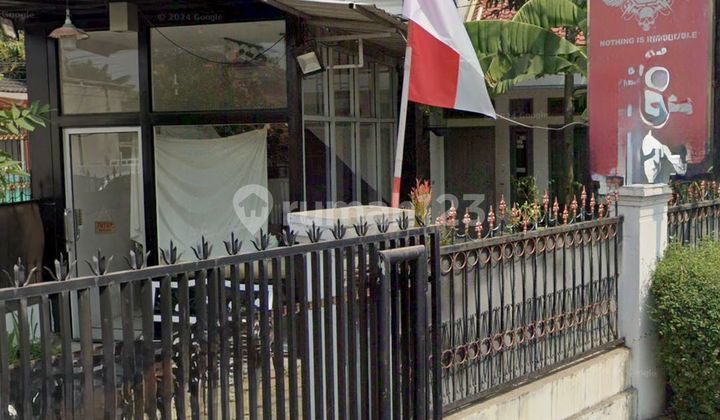 Rumah Lelang SHM Bagus Nyaman Terawat di Jl. Gumuruh, Bandung Rumah Lelang SHM Bagus Nyaman Terawat di Jl. Gumuruh, Bandung