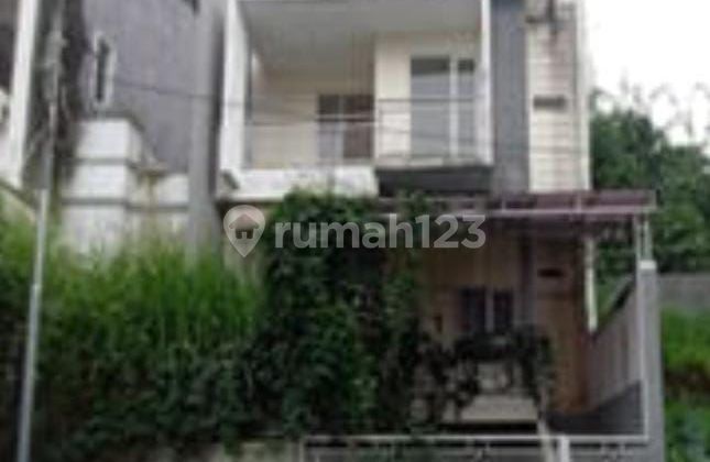 Rumah, 2 Lantai, SHM, Bebas Banjir Komplek Sunrise Hill Residence