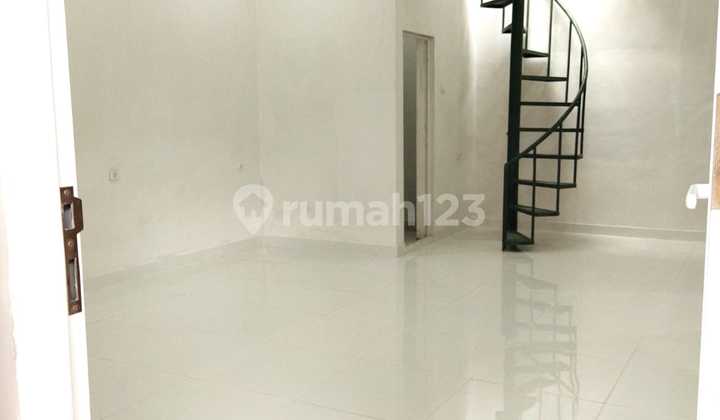 Beautiful Good Cheap House Unfurnished Freehold Title Puri Cipageran 2, Cimahi 2