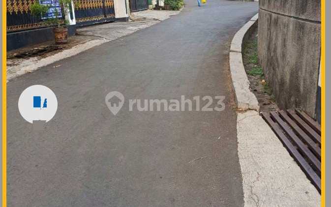 Nice House AUCTION Cheap Freehold Title Vijaya Kusumah Complex, Bandung 2