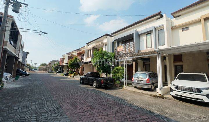 Rumah 2 Lantai Murah Minimalis Modern Gentan Solo Baki 2