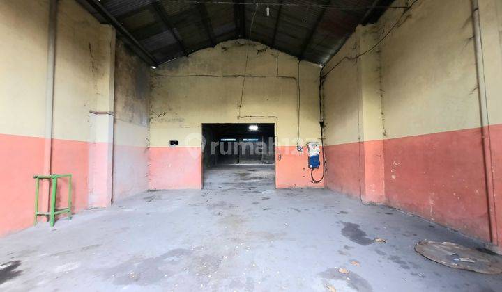 Gudang barang dekat pintu tol di kartasura Sukoharjo 5