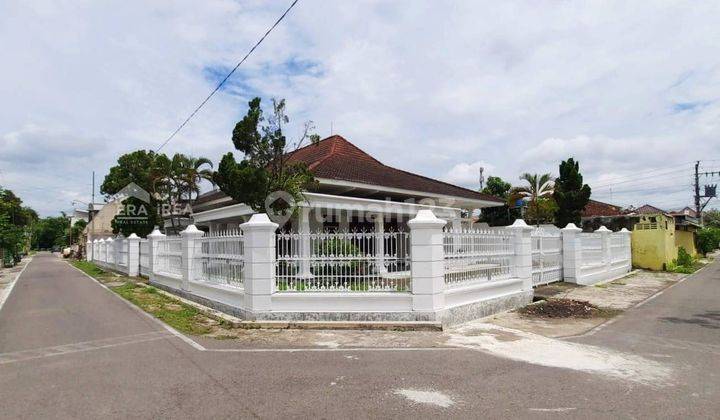 Rumah dijual Solo lokasi di Laweyan Solo  1