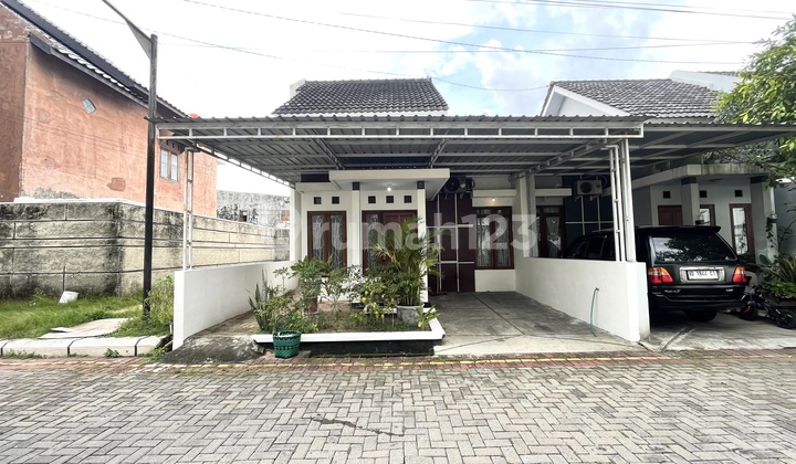 Rumah Cluster Solo Dijual Lokasi Gentan Solo 2