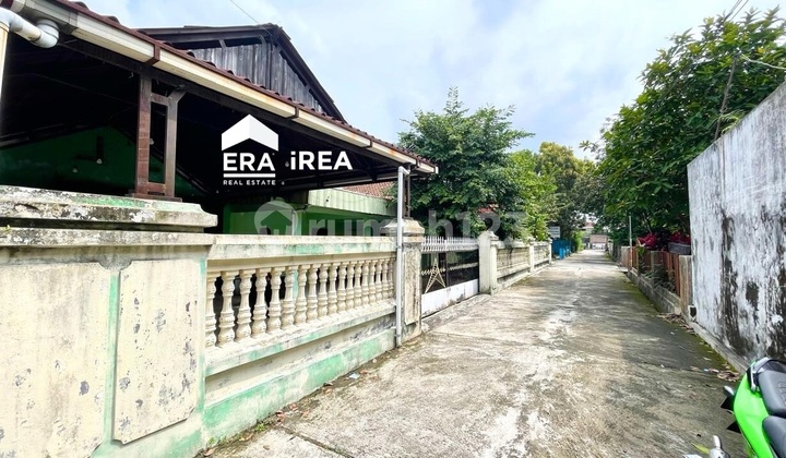 Strategic affordable house near Alun Alun Boyolali city.