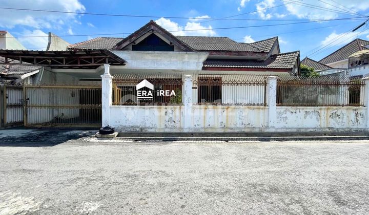 Rumah bagus siap huni Colomadu dekat Solo kota  1