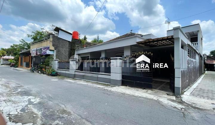 Rumah Bagus Solo Kota Laweyan Dekat Kampus Ums 2