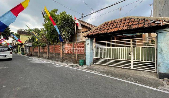 Rumah Solo  Lokasi Banyuanyar Solo