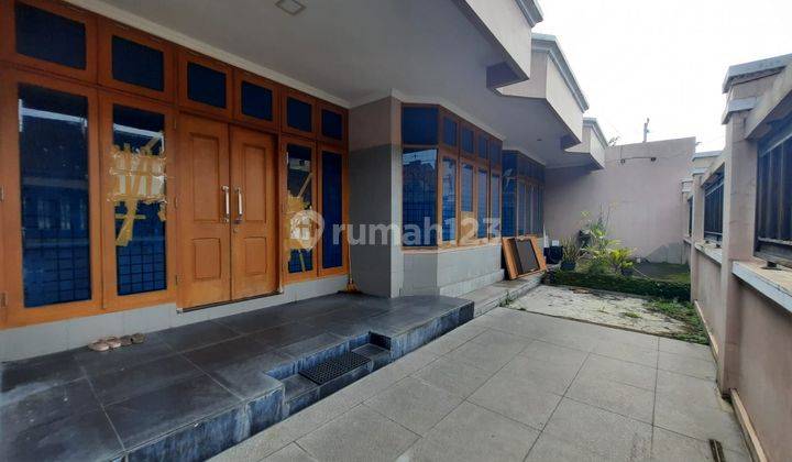 Rumah Mewah Tengah Kota Solo Serengan  2